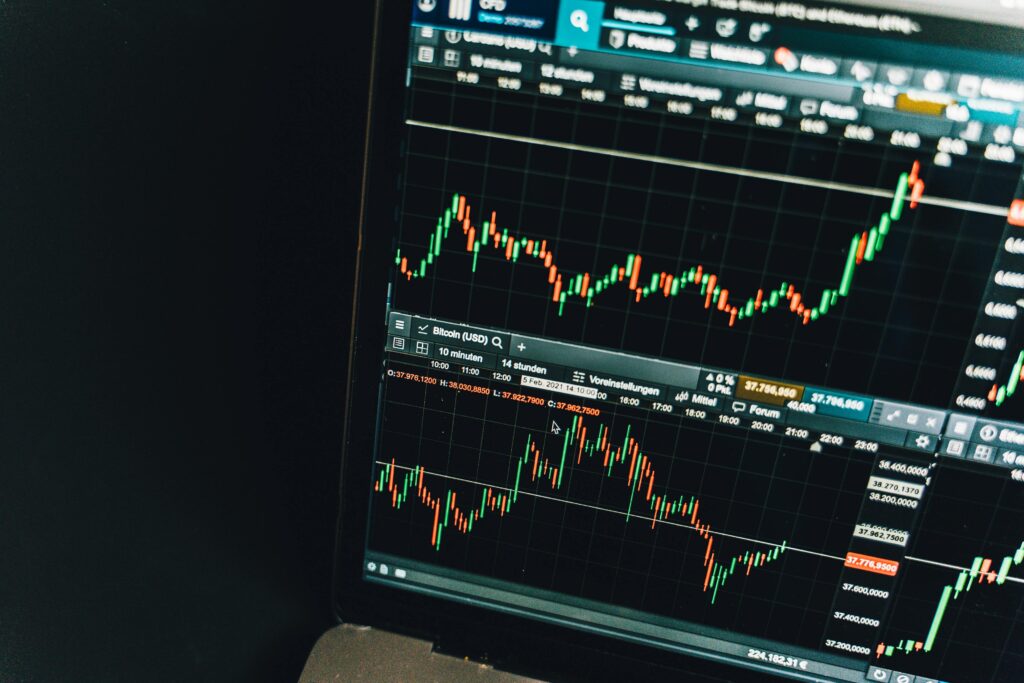 7 Effective Strategies to Start Trading from Home